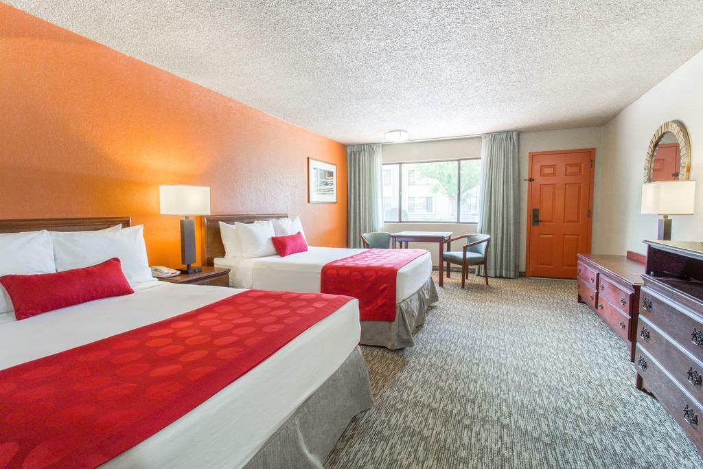 Dobson Ranch Inn Mesa Esterno foto