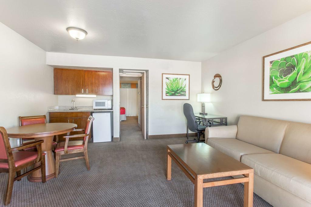 Dobson Ranch Inn Mesa Esterno foto